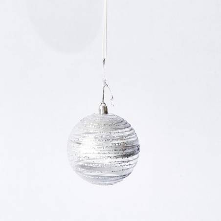 Boule de noël en plastic transparent et argent