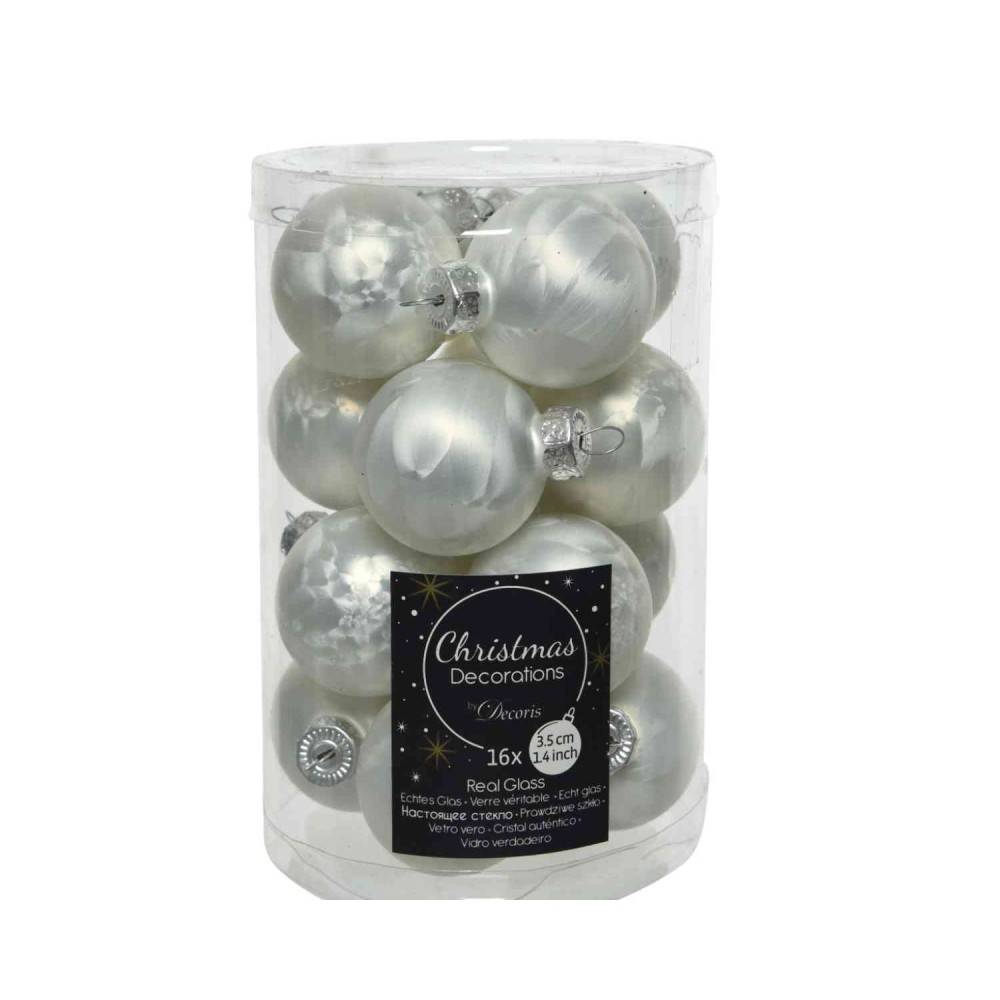 16 White Christmas baubles 3,5cm